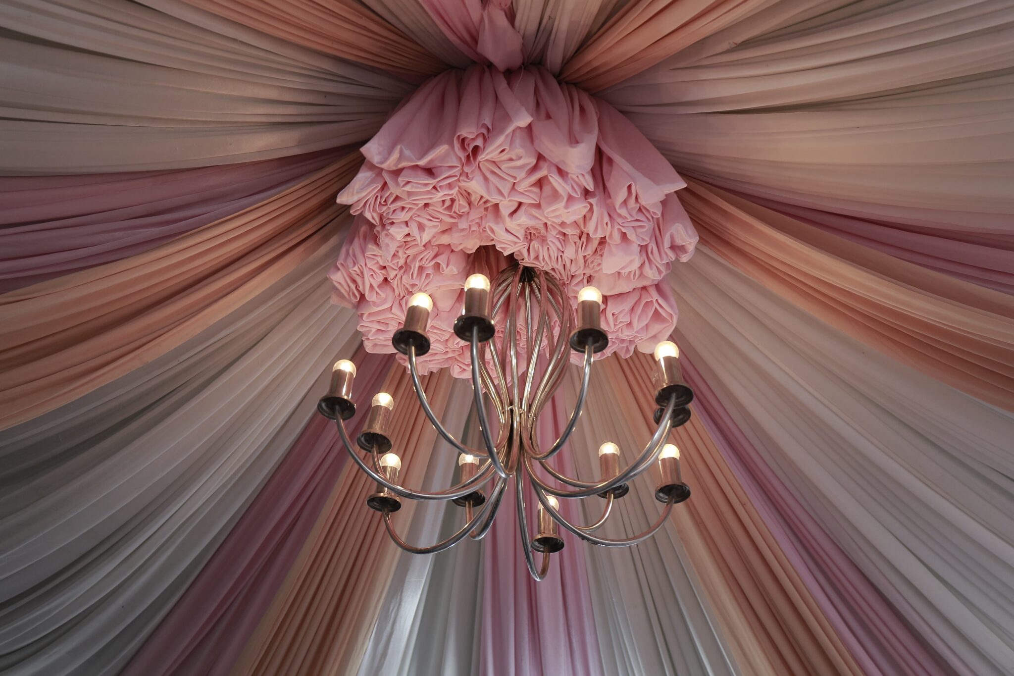 Hanging Installation 2025 Wedding Trends