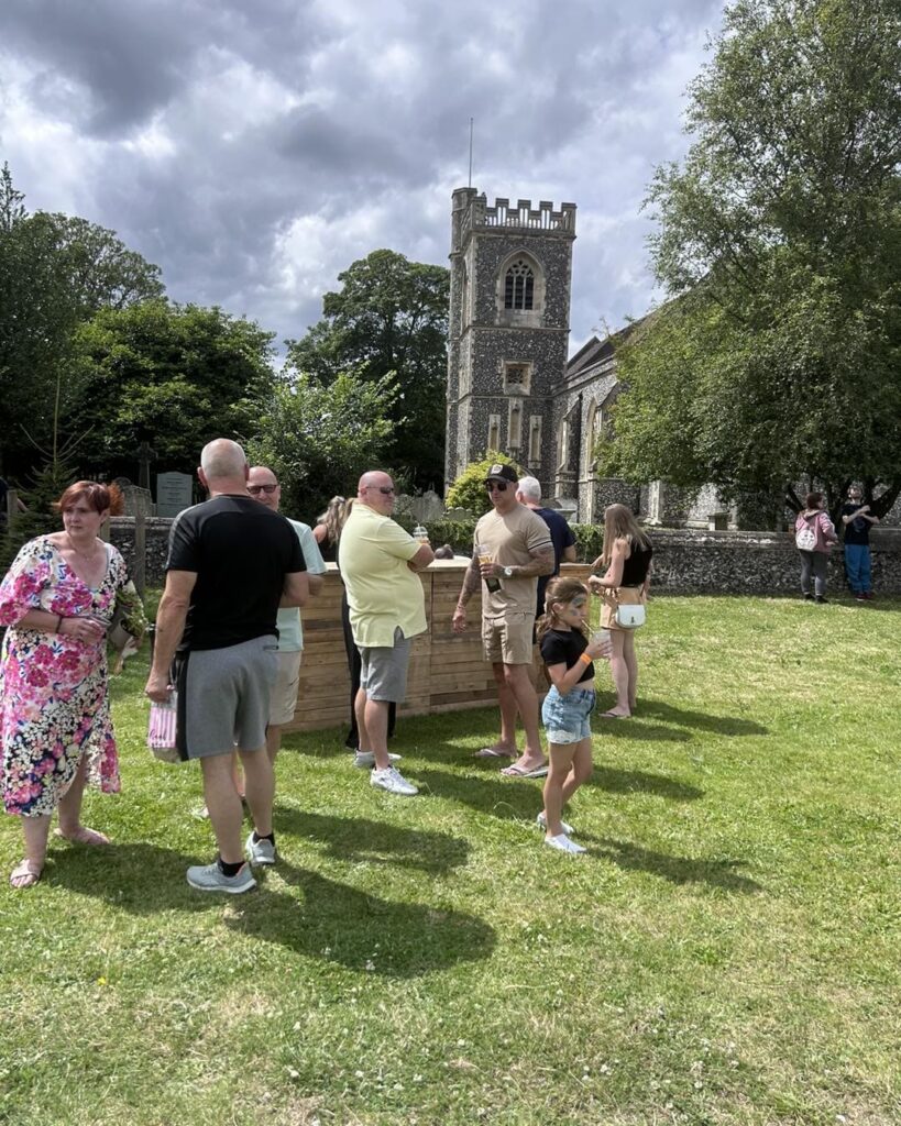 Outdoor bar hire for a party 