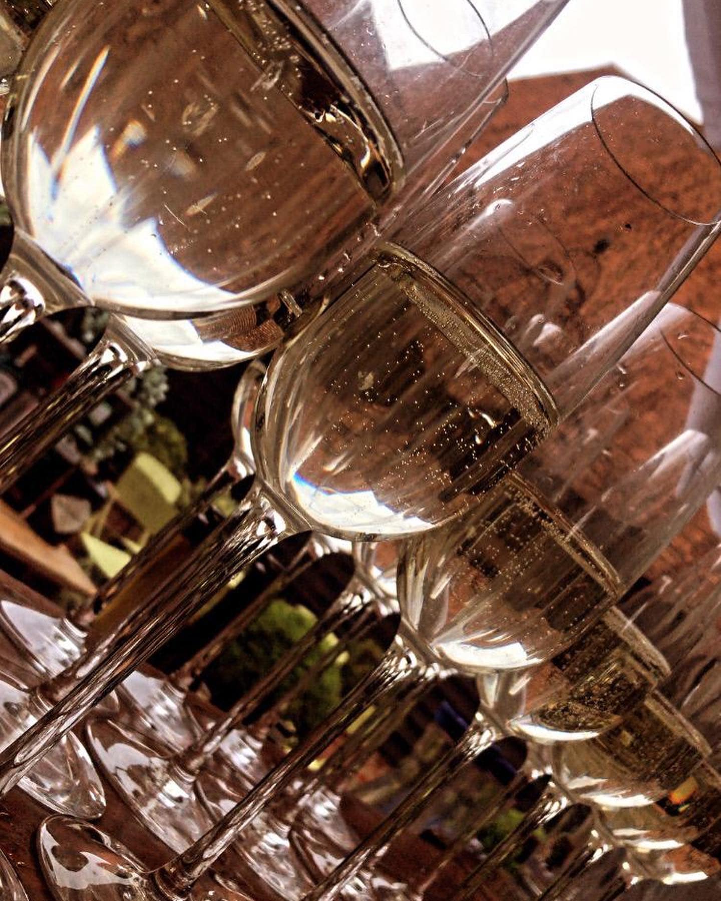 Christmas Party Bar hire for office celebrations with drinks, staff and festive décor